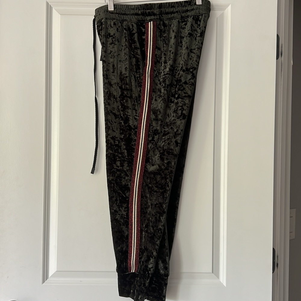 Zara Olive Green Velour Joggers, Size M